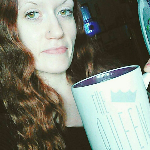 -AMBASSADOR - TOP RATED SELLER- =) @smyleekylee - Picture 2 of 6